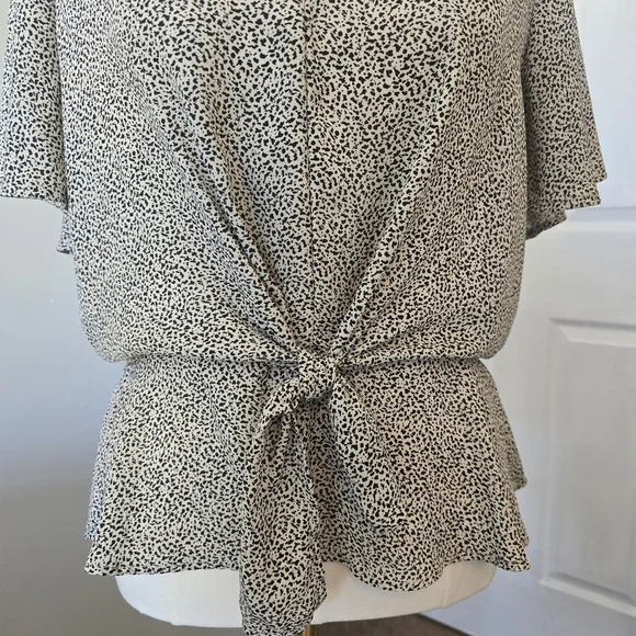 Sienna Sky | Large | Tie Front V-Neck Animal Print Blouse - Picture 6 of 9